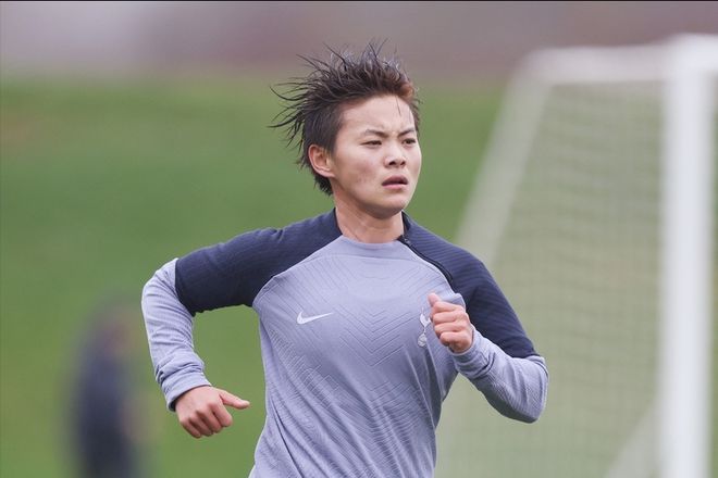  吳海燕唐涵失球，陳晨撲救兩球，武漢女足進亞冠四強。